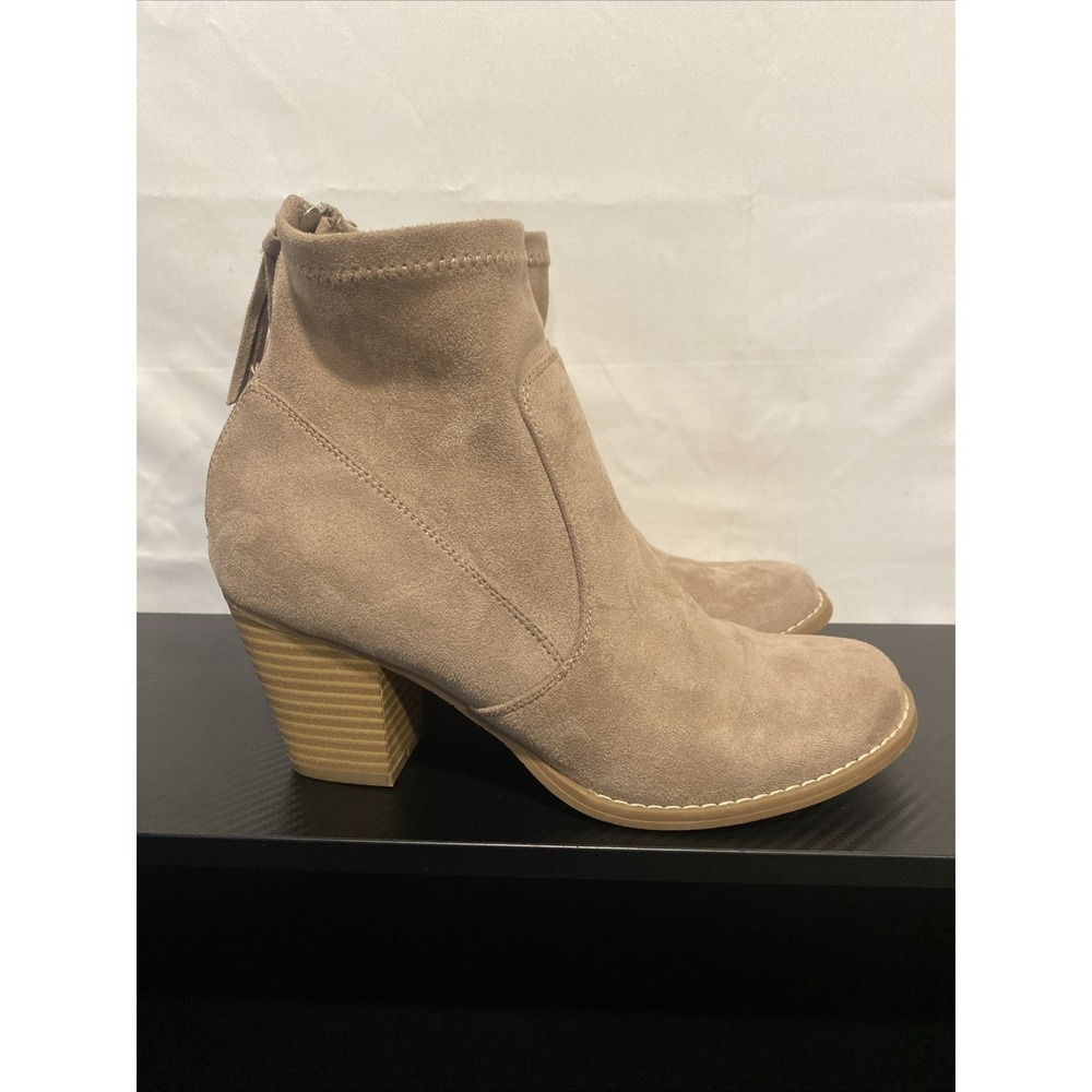 Dolce‎ Vita DV8  Stretch Bootie - Womens Boot Size 8 - Light Brown